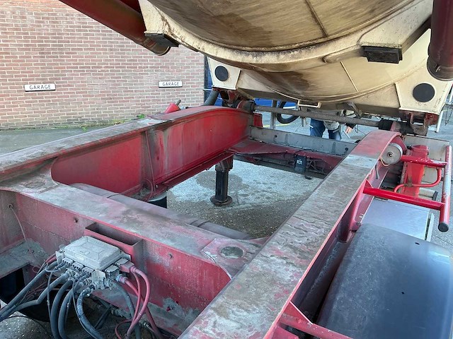 2004 lag 0-3-40 02 bulktrailer - afbeelding 39 van  39