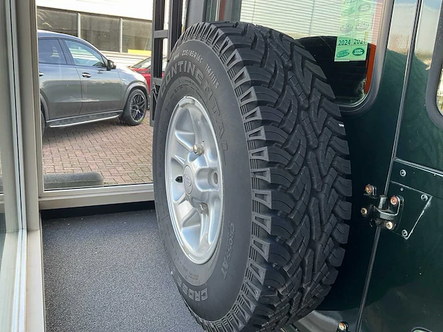 2004 land rover defender 2.5 td5 sw 110" e personenauto - afbeelding 1 van  46