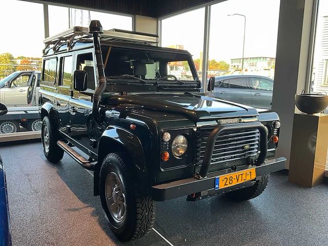 2004 land rover defender 2.5 td5 sw 110" e personenauto - afbeelding 40 van  46