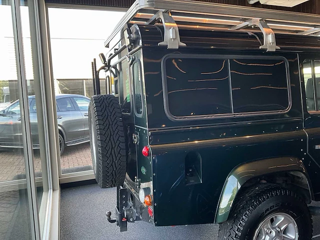 2004 land rover defender 2.5 td5 sw 110" e personenauto - afbeelding 44 van  46