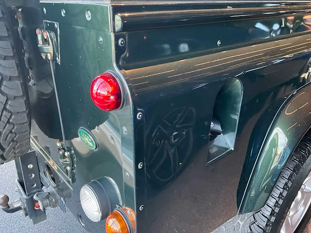 2004 land rover defender 2.5 td5 sw 110" e personenauto - afbeelding 45 van  46