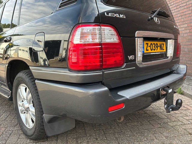 2004 lexus lx 470 personenauto - afbeelding 15 van  93