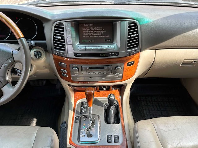 2004 lexus lx 470 personenauto - afbeelding 33 van  93