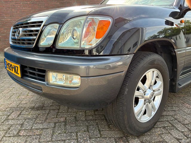 2004 lexus lx 470 personenauto - afbeelding 56 van  93