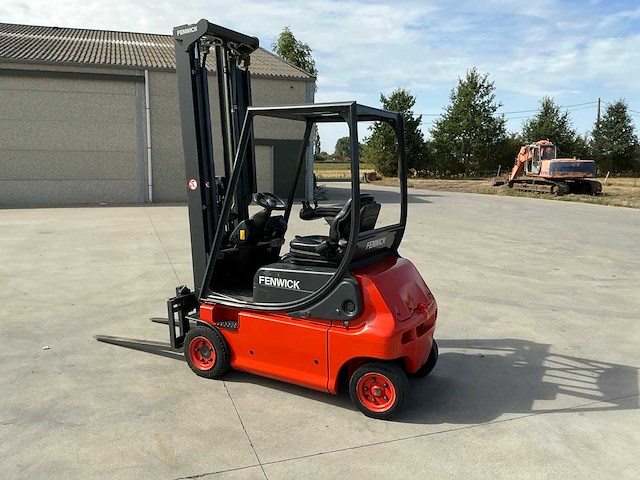 2004 linde e16p-02 vorkheftruck met vernieuwde accu - afbeelding 36 van  87