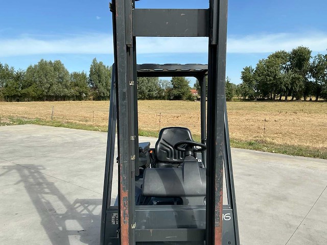 2004 linde e16p-02 vorkheftruck met vernieuwde accu - afbeelding 87 van  87