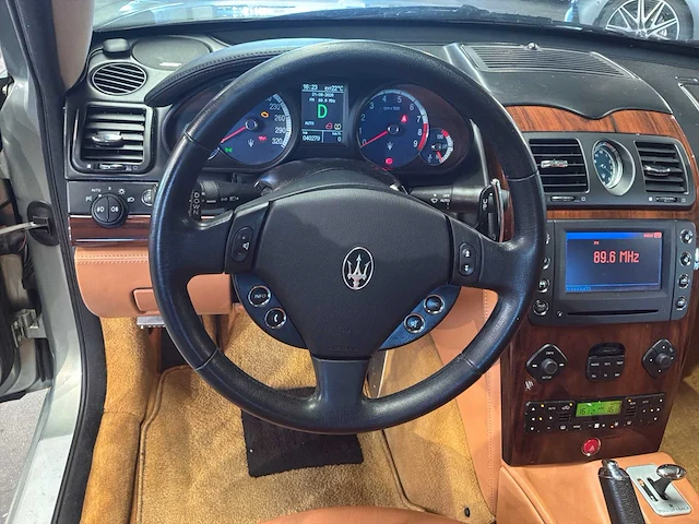 2004 maserati quattroporte 4.2 duo select personenauto - afbeelding 20 van  39