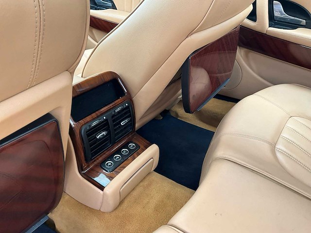2004 maserati quattroporte 4.2 duo select personenauto - afbeelding 9 van  36