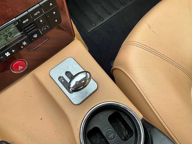 2004 maserati quattroporte 4.2 duo select personenauto - afbeelding 25 van  36