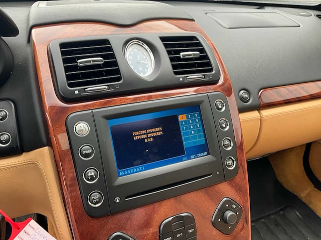 2004 maserati quattroporte 4.2 duo select personenauto - afbeelding 22 van  36