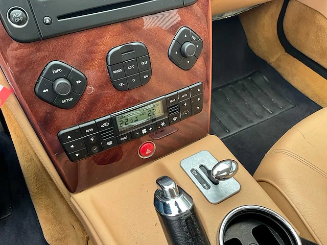 2004 maserati quattroporte 4.2 duo select personenauto - afbeelding 24 van  36