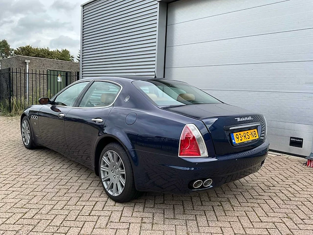 2004 maserati quattroporte 4.2 duo select personenauto - afbeelding 33 van  36
