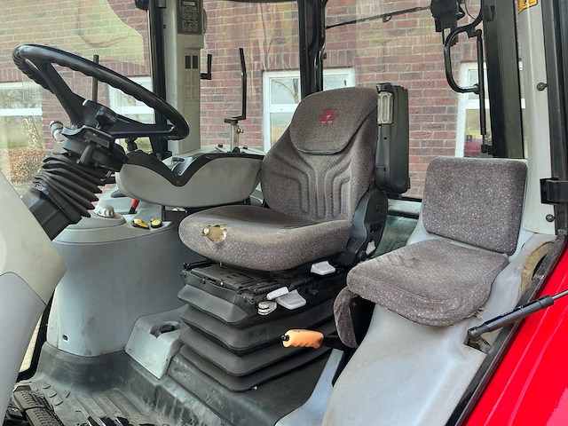 2004 massey ferguson 6470 vierwielaangedreven landbouwtractor - afbeelding 22 van  34
