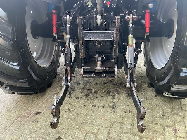2004 massey ferguson 6470 vierwielaangedreven landbouwtractor - afbeelding 7 van  34