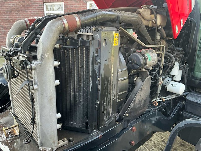 2004 massey ferguson 6470 vierwielaangedreven landbouwtractor - afbeelding 10 van  34