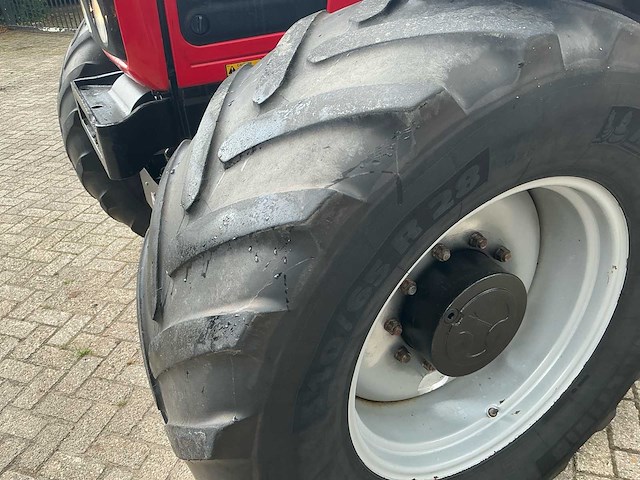 2004 massey ferguson 6480 vierwielaangedreven landbouwtractor - afbeelding 3 van  50