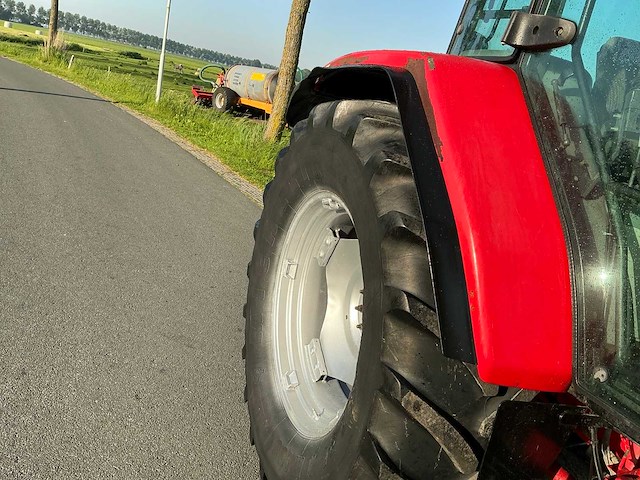 2004 mccormick cx 75 xtrashift vierwielaangedreven landbouwtractor - afbeelding 17 van  44