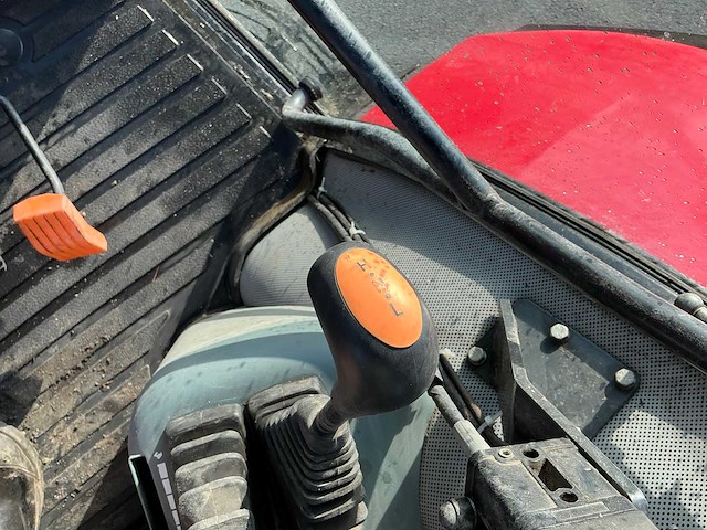 2004 mccormick cx 75 xtrashift vierwielaangedreven landbouwtractor - afbeelding 33 van  44