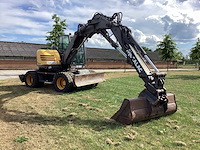 2004 mecalac 714 mw banden graafmachine - afbeelding 1 van  37