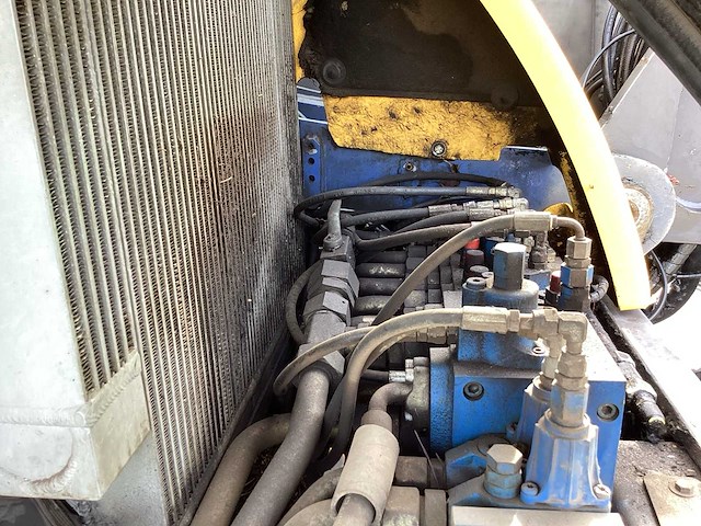 2004 mecalac 714 mw banden graafmachine - afbeelding 29 van  37