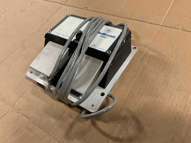 2004 medtronic double foot pedal - afbeelding 2 van  4