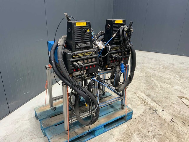 2004 melton a1402 hotmelt lijmmachine (2x) - afbeelding 3 van  7