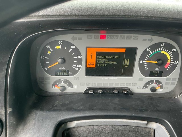 2004 mercedes actros 2632 vrachtwagen - afbeelding 24 van  36