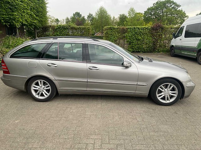 2004 mercedes-benz c-klasse combi 240 elegance personenauto - afbeelding 18 van  23