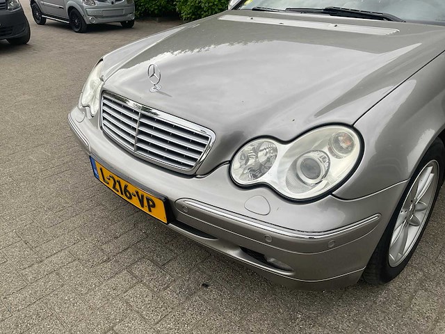 2004 mercedes-benz c-klasse combi 240 elegance personenauto - afbeelding 23 van  23