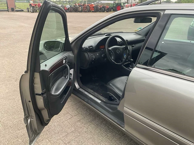 2004 mercedes-benz c-klasse combi 240 elegance personenauto - afbeelding 5 van  19