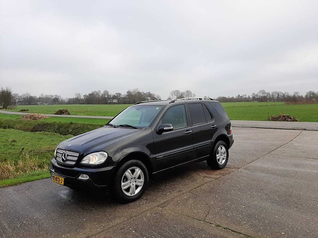 2004 mercedes-benz m-klasse ml 270 cdi bedrijfswagen - afbeelding 1 van  38