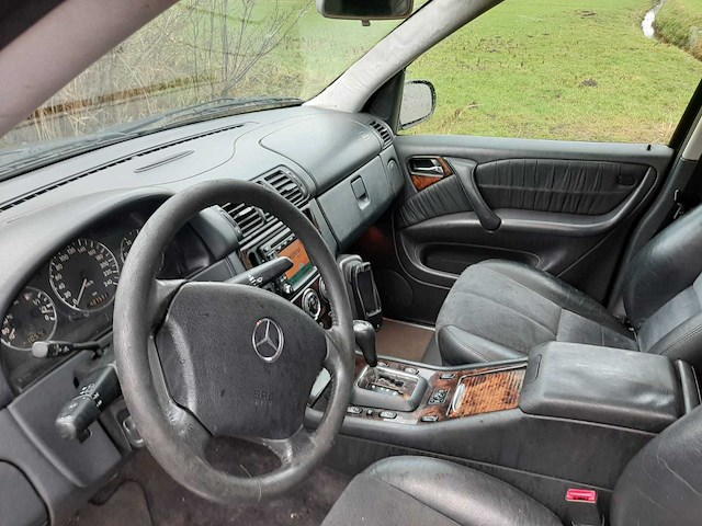 2004 mercedes-benz m-klasse ml 270 cdi bedrijfswagen - afbeelding 15 van  38