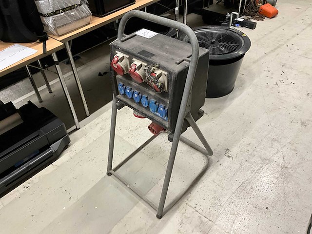 2004 merz m-svp 63/031 bouwaansluitkast - afbeelding 2 van  3