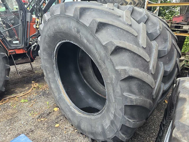 2004 michelin 650/65r38 xm108 band (2x) - afbeelding 6 van  10