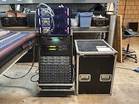 2004 midas heritage 2000 analoge mengtafel met fx rack - afbeelding 2 van  17