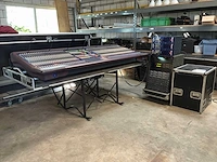 2004 midas heritage 2000 analoge mengtafel met fx rack