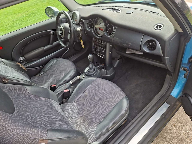 2004 mini 3 deurs 1.6 cooper personenauto - afbeelding 17 van  20