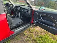 2004 mini 3-deurs 1.6 one pepper personenauto - afbeelding 27 van  38