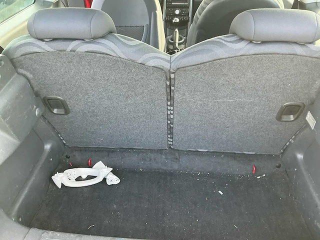 2004 mini 3-deurs 1.6 one pepper personenauto - afbeelding 27 van  38