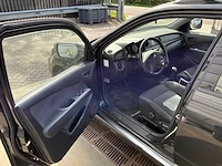 2004 mitsubishi outlander 2.0 comfort personenauto - afbeelding 21 van  24