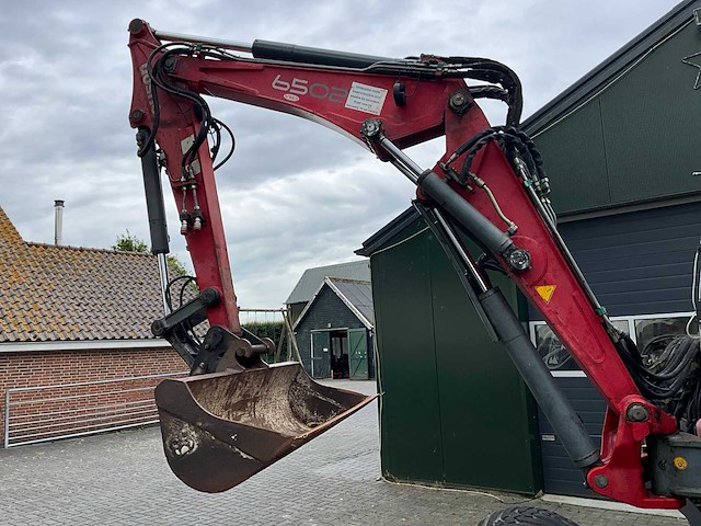2004 neuson 6502 wd banden graafmachine - afbeelding 9 van  30