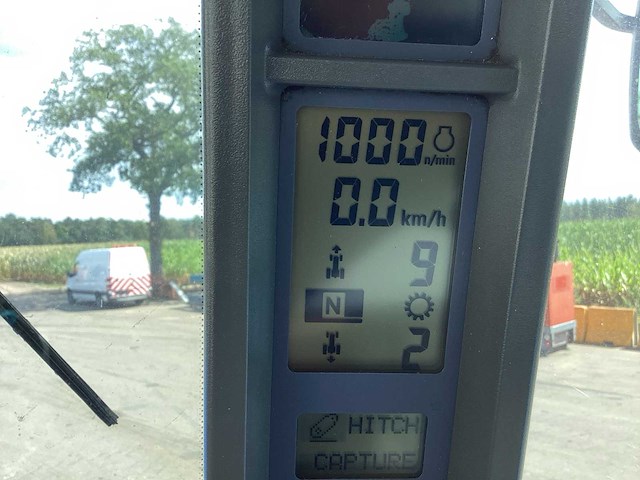 2004 new holland t8030 vierwielaangedreven landbouwtractor - afbeelding 16 van  30