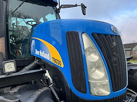2004 new holland (tg230) t8030 vierwielaangedreven landbouwtractor - afbeelding 4 van  17