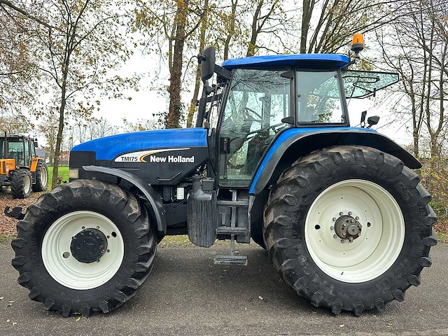 2004 new holland t/m 175 vierwielaangedreven landbouwtractor - afbeelding 6 van  12