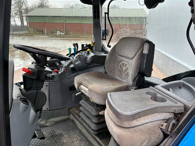 2004 new holland ts115a tractor (nieuwe motor en banden) - afbeelding 14 van  31
