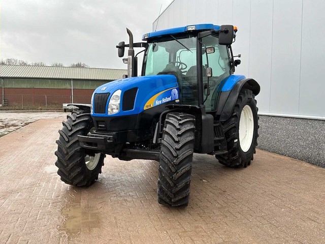 2004 new holland ts115a tractor (nieuwe motor en banden) - afbeelding 1 van  10