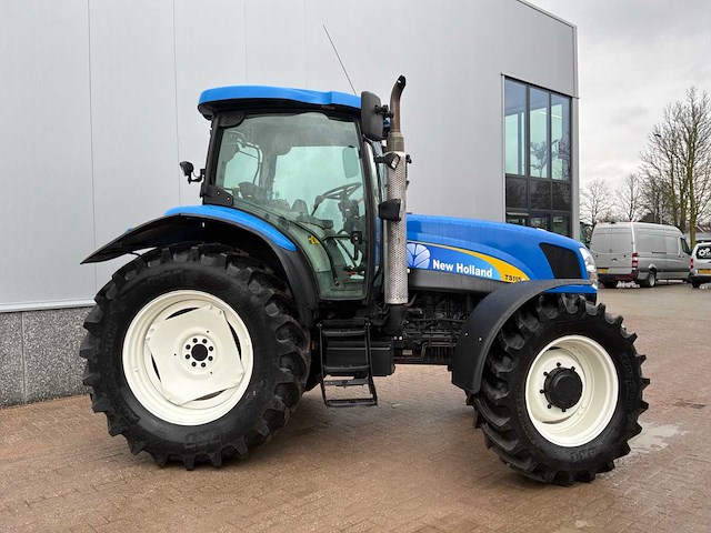2004 new holland ts115a tractor (nieuwe motor en banden) - afbeelding 2 van  26