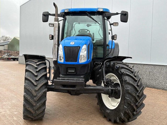 2004 new holland ts115a tractor (nieuwe motor en banden) - afbeelding 8 van  26