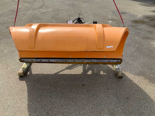 2004 nido snk 150 vpz sneeuwploeg - afbeelding 1 van  2