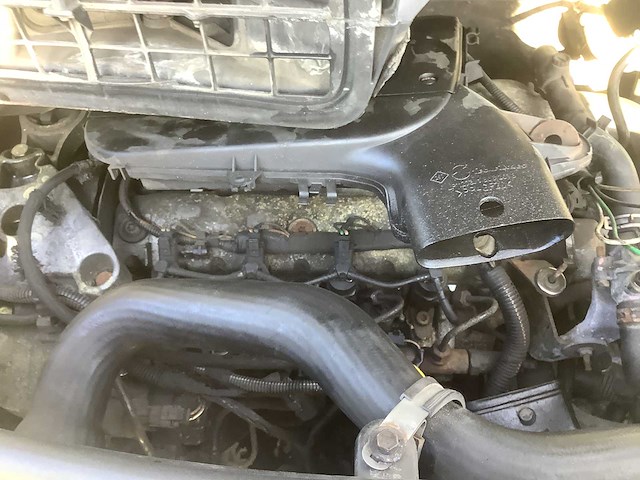 2004 nissan primastar 100.27-310 1.9cdi bedrijfswagen - afbeelding 2 van  11